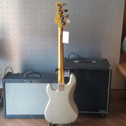 AURIGA A-8070 Gitara Basowa Precission Bass style AURIGA A-8070 Gitara Basowa Precission Bass style