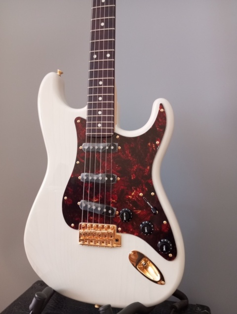 TOKAI AST 101G STW Stratocaster Style Gitara Elektryczna Japan